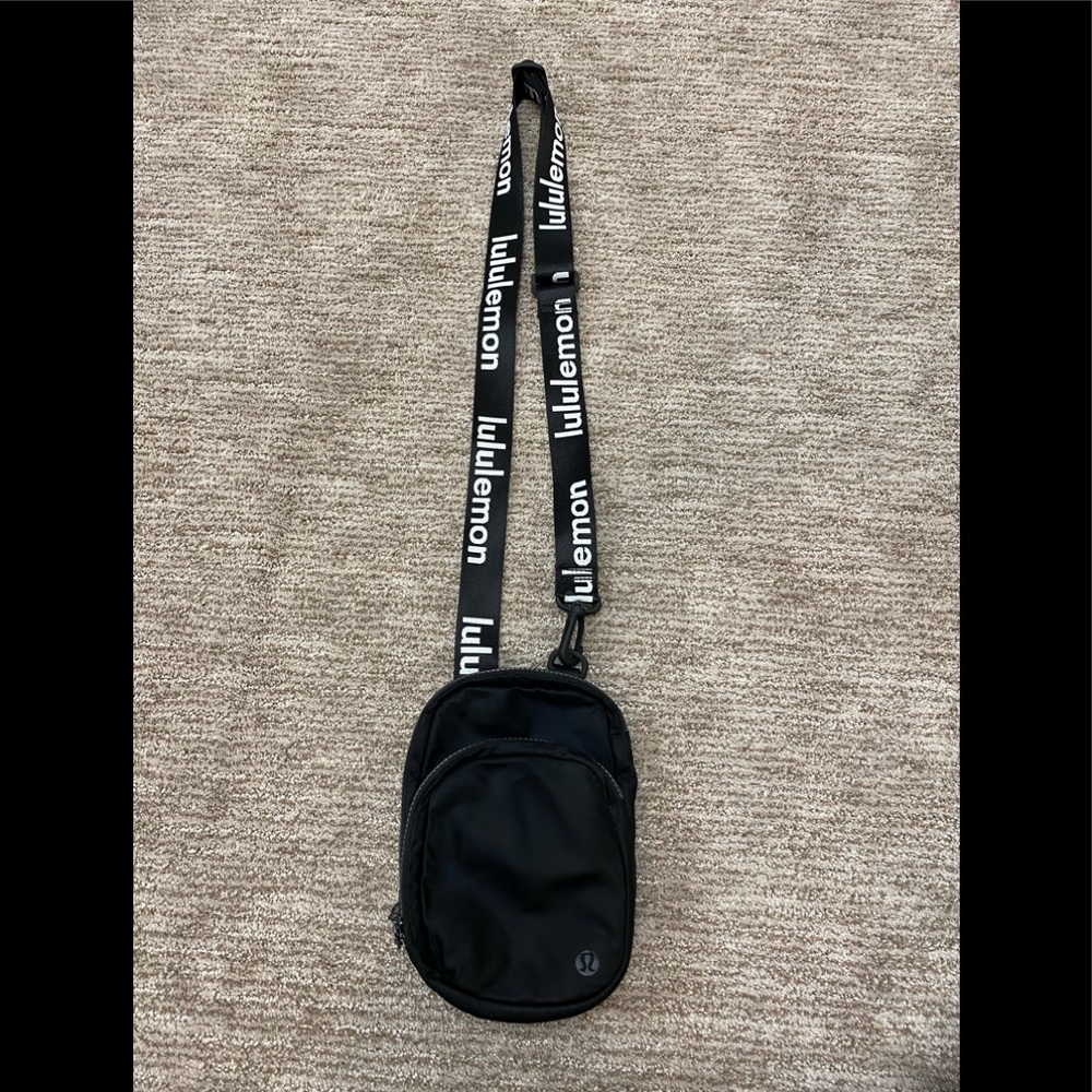 Lululemon crossbody bag
